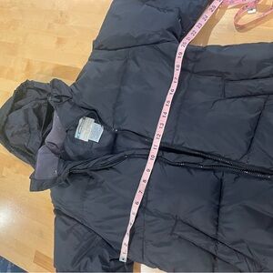 Warm Down Black Hooded Puffer Jacket Small